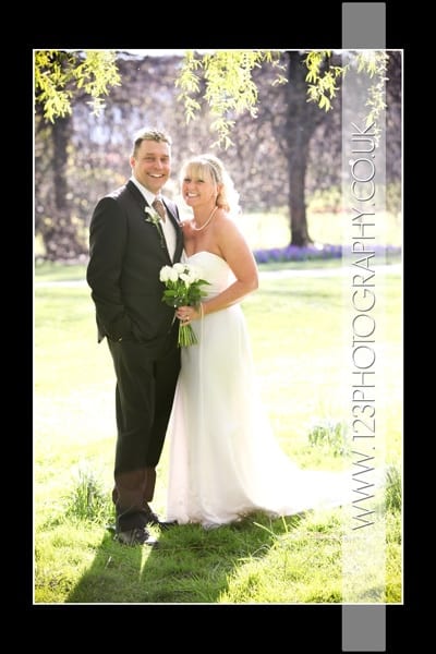 Amanda and Paul's wedding photography at The White Swan, Rothwell